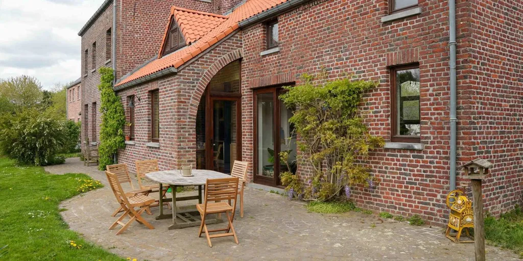 Terrass - Renovated House with Two Units in Orbais