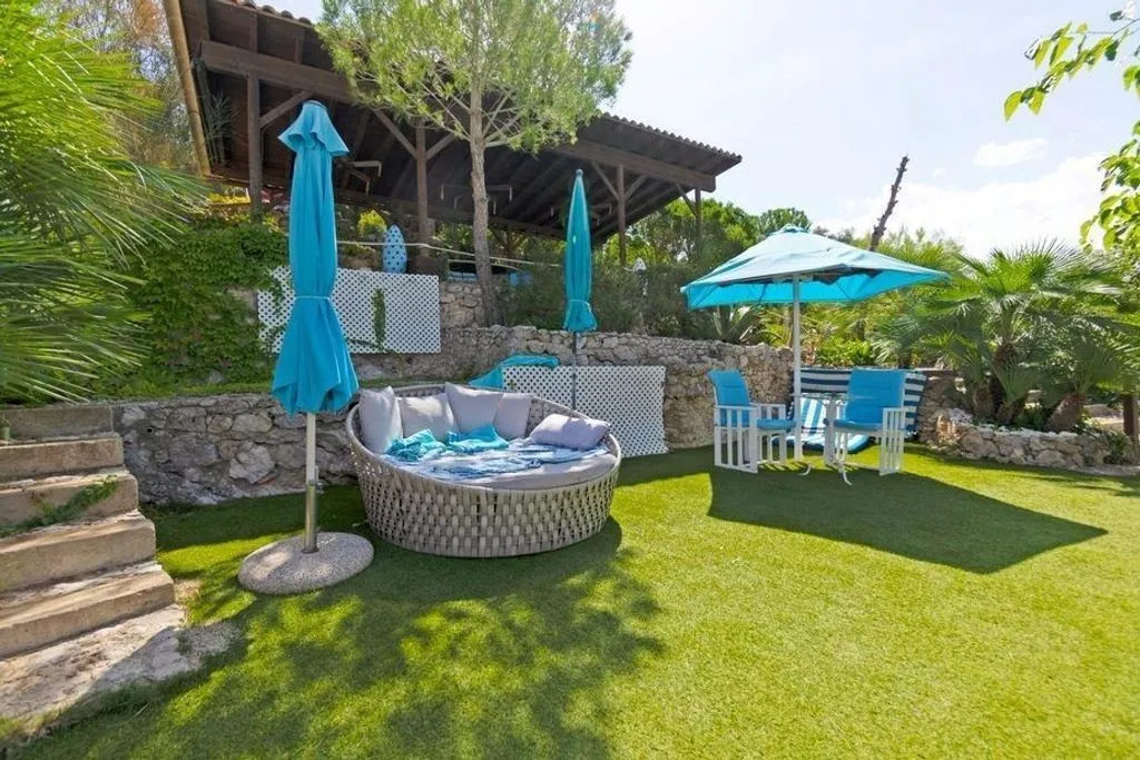 Aed - Detached House with Pool in Plana Novella