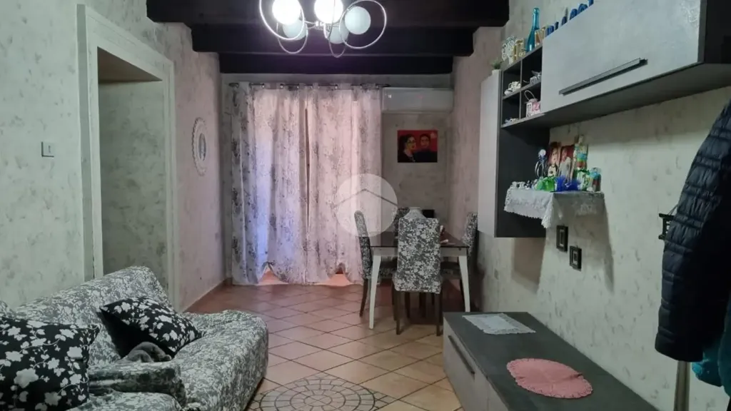 Séjour - Restored Apartment with Balcony in Cosenza