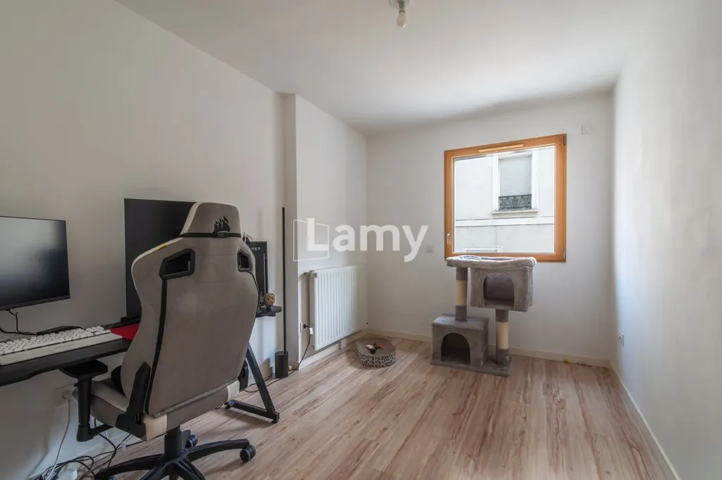 Kabinet - Apartment with Balcony in Hyper-centre