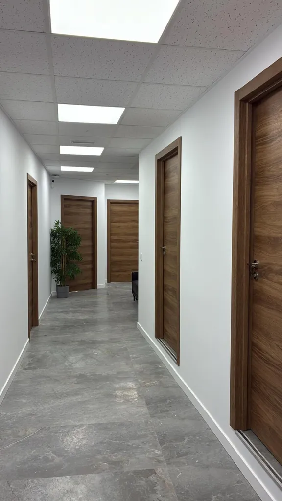 Entrée - Office in Finca de Hierro, Valencia