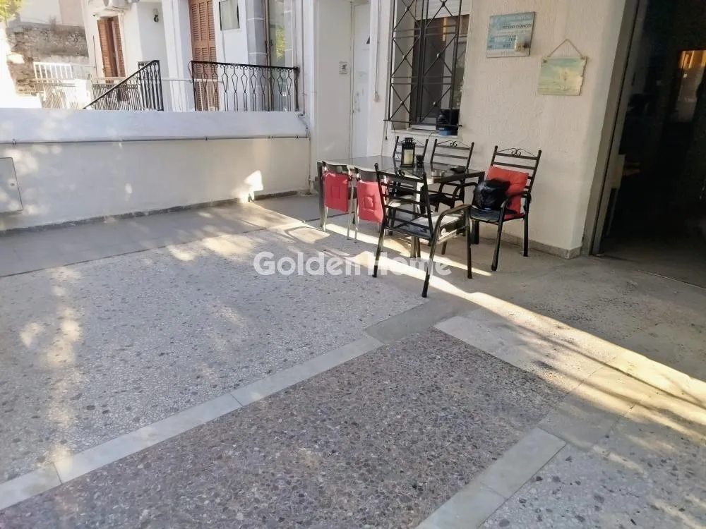 Terrasse - Modernised Flat with Balcony in Moschato Centre