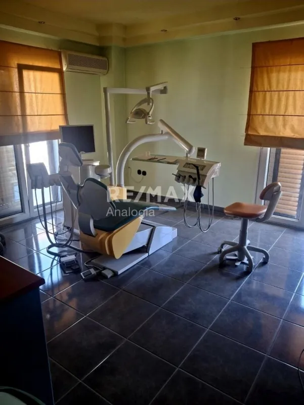 Bureau - Office Space with Unobstructed View in Thermi