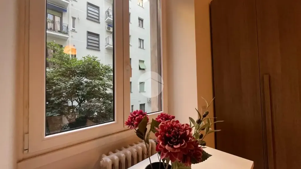 Toad - Spacious Apartment with Balcony in Milan