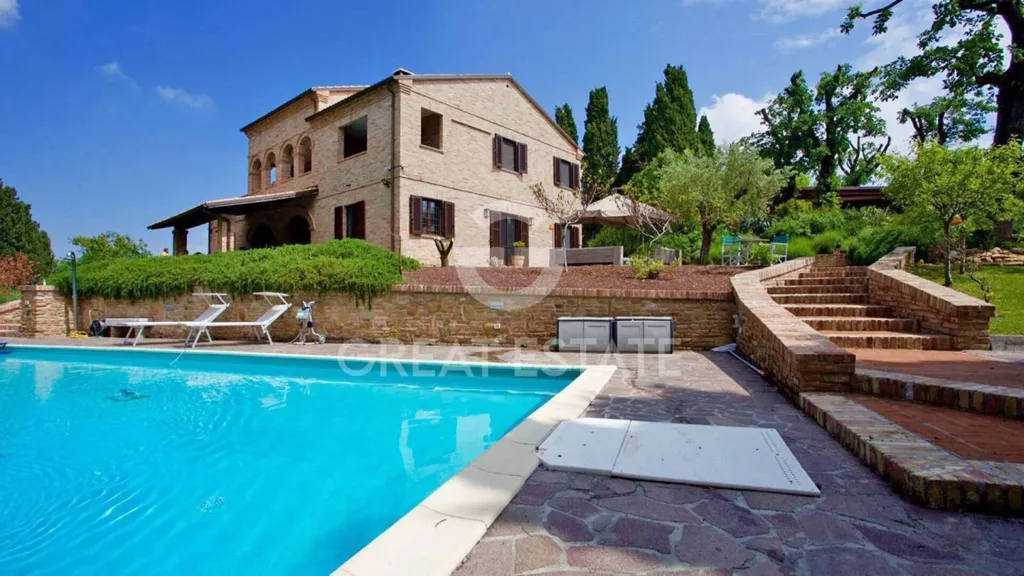 Bassein - Rustic Casale with Pool in Terre Roveresche