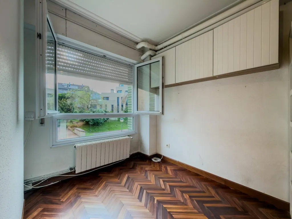 Toad - Modern Flat with Sea View in Valdenoja, Santander