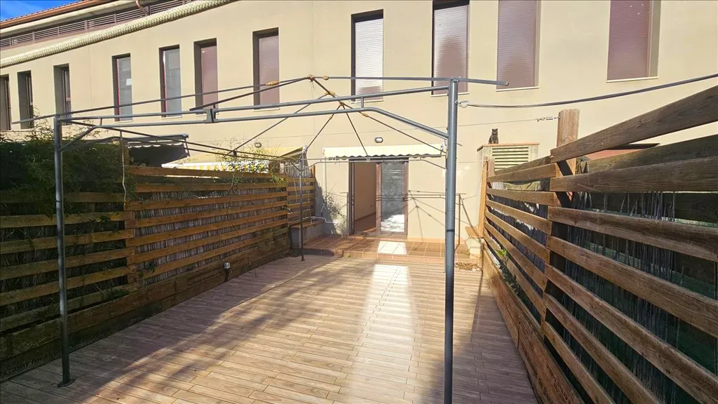 Terrace - Residential Apartment with Terrace in Vilajuïga