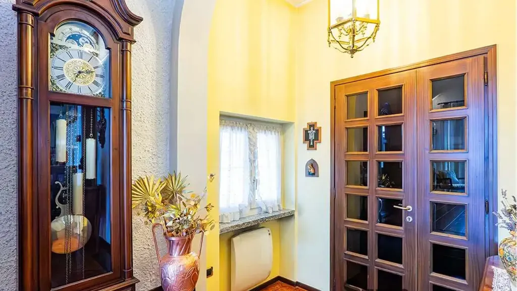 Entrée - Luxury Villa with Panoramic View in Ello