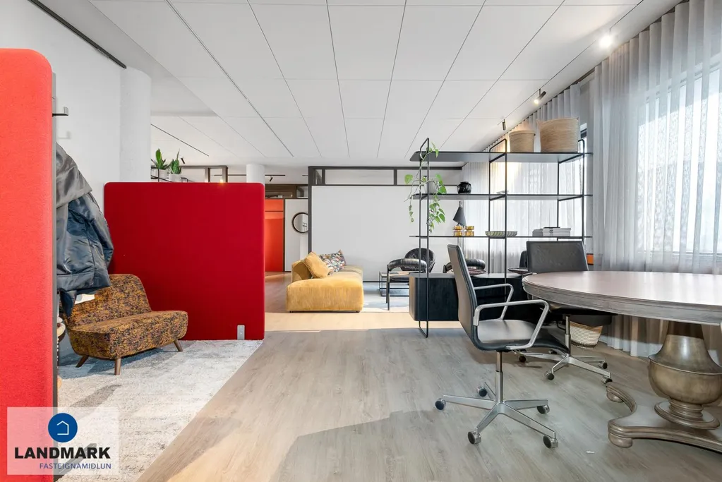 Studio - Renovated Retro Office Space in Reykjavik