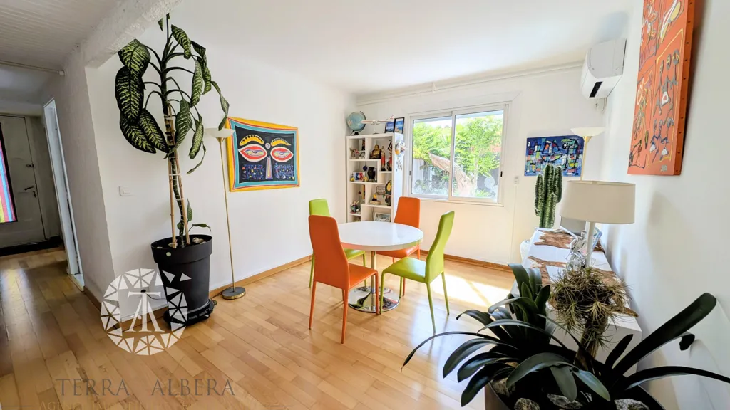Elutuba - Dual-Occupancy House with Pool in Ortaffa