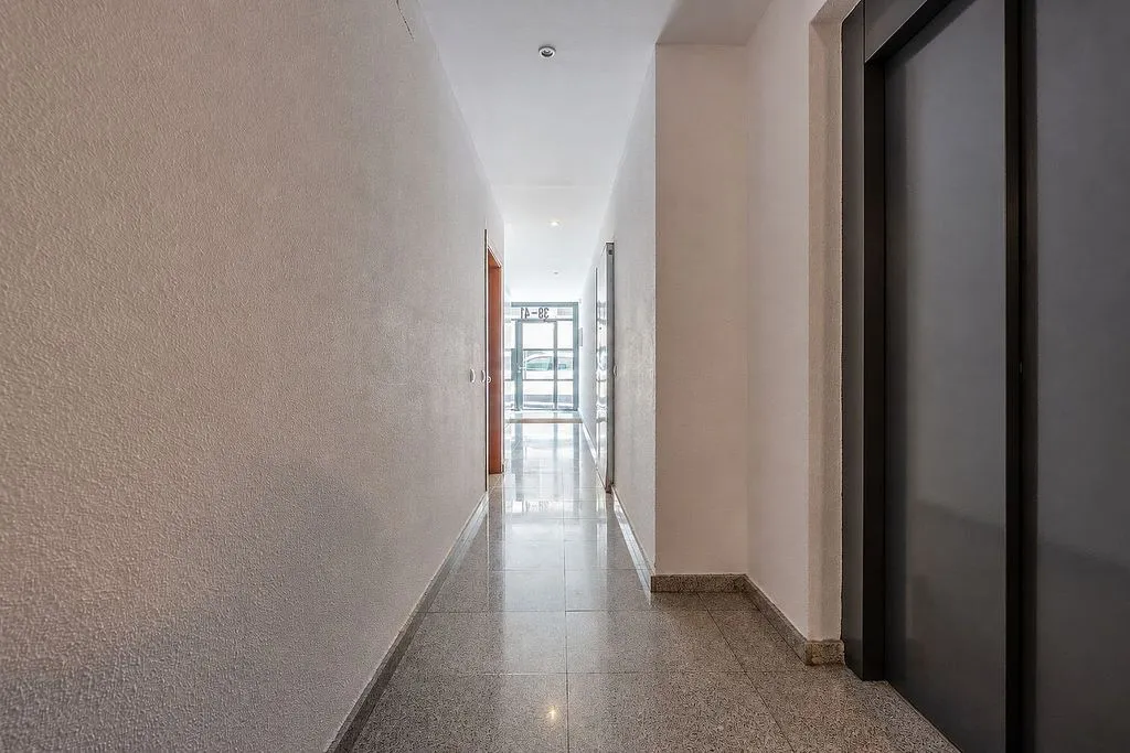 Entrée - Bright Apartment with Sea View in Mataró Centre
