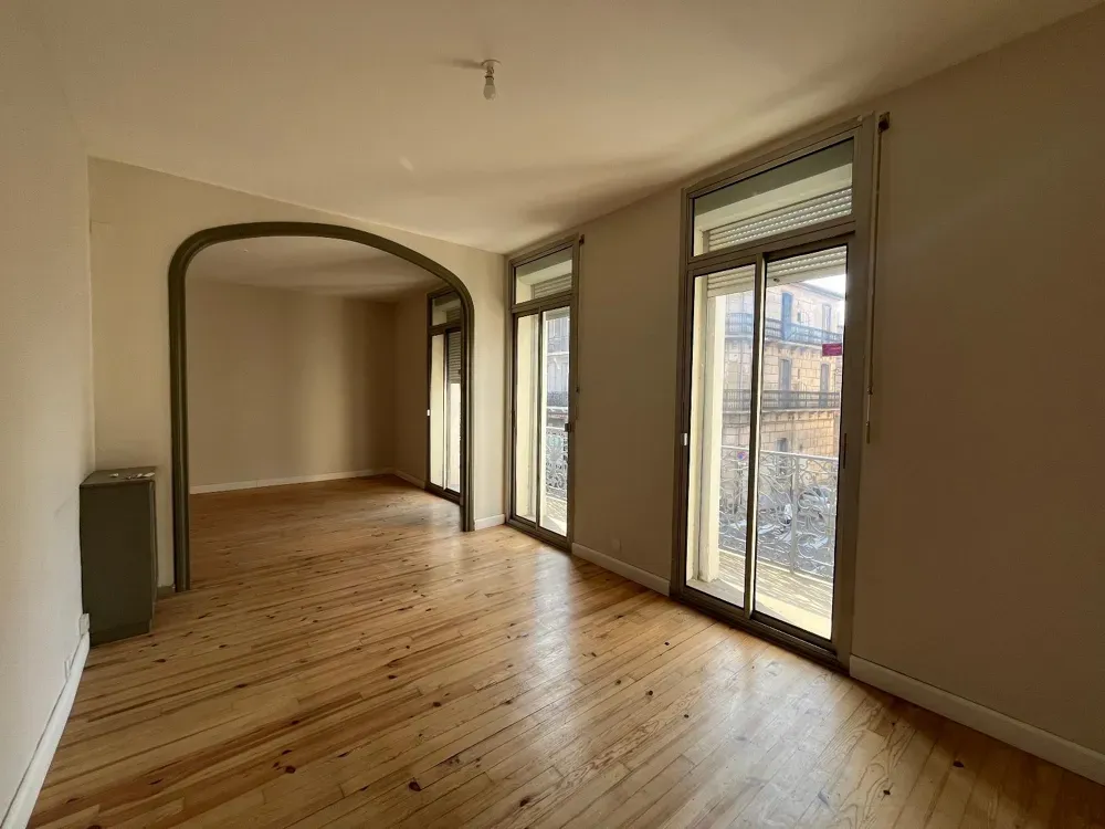 Pièces - Appartement Rénové avec Balcons au Sud à Perpignan