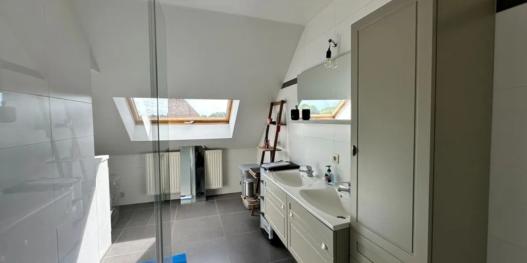 Vannitoad - Eco-Friendly Duplex with Terrace in Geetbets