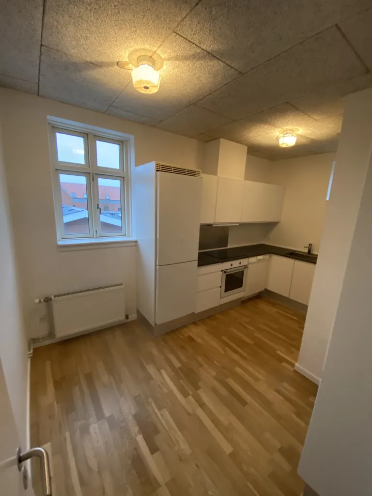 Cucina - Spacious Apartment with Parking in Midtown