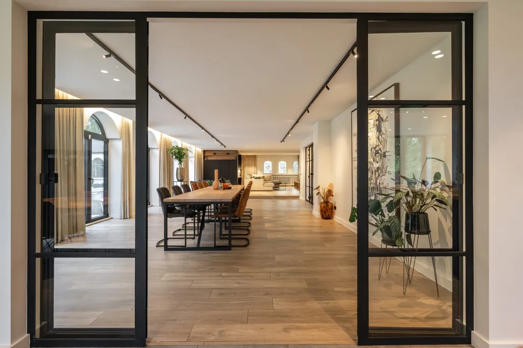 Salle à manger - Villa Rénovée avec Jardin à Turnhout