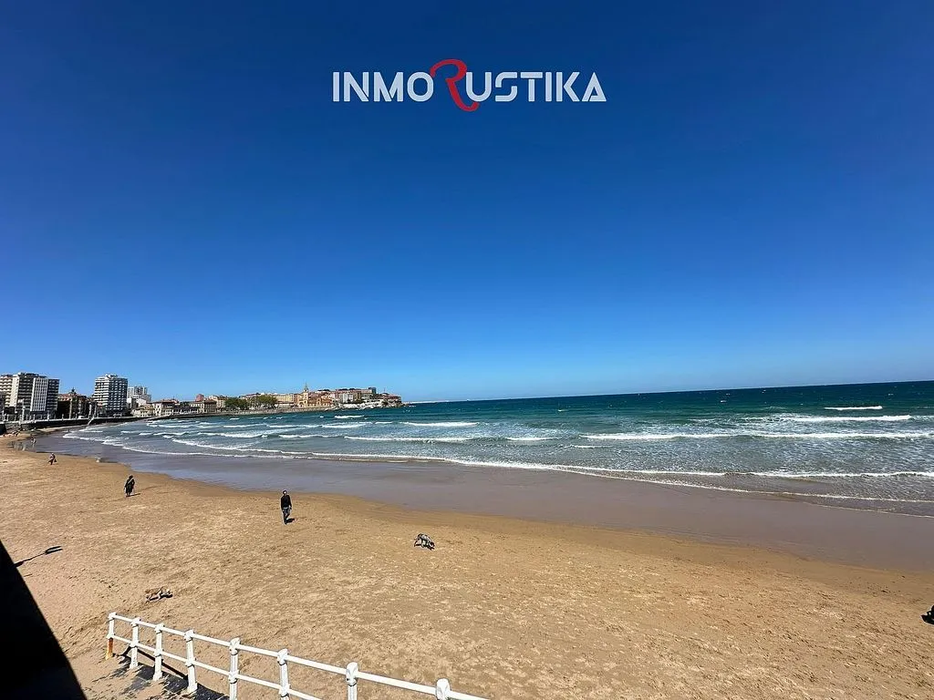 Furnished Flat in Gijón Centre with Sea View