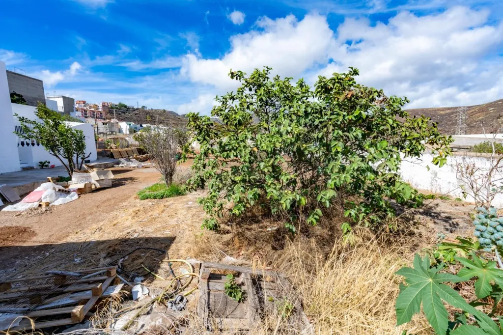 Jardin - Urban Plot with Development Potential in La Cuesta