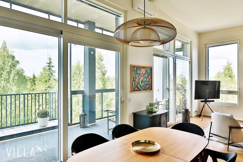 Sala da pranzo - Modern Apartment with West-Facing Balcony in Vuores