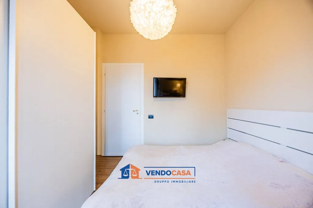 Chambres - Attico with Double Terraces in Settimo Torinese