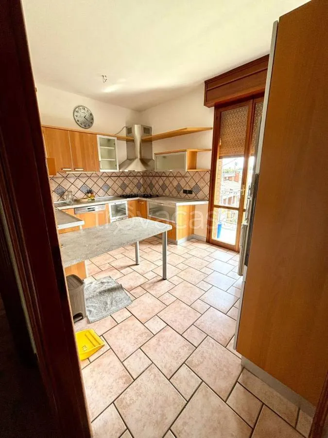 Köök - Spacious Apartment with Balcony in Modena