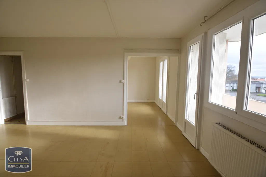 Stanze - Spacious Apartment with Garage in Le Passage