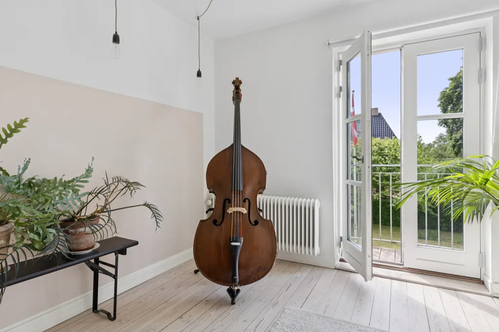 Séjour - Classical Villa with Architect-Designed Garden in Odense