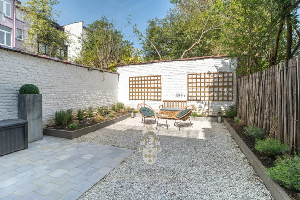 Aed - Renovated Character House with Terraces in Woluwe-Saint-Pierre