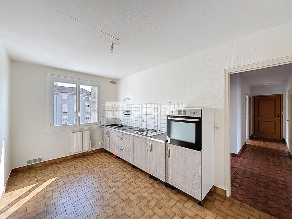 Köök - 4-Piece Flat with Balcony in Saint-Amour