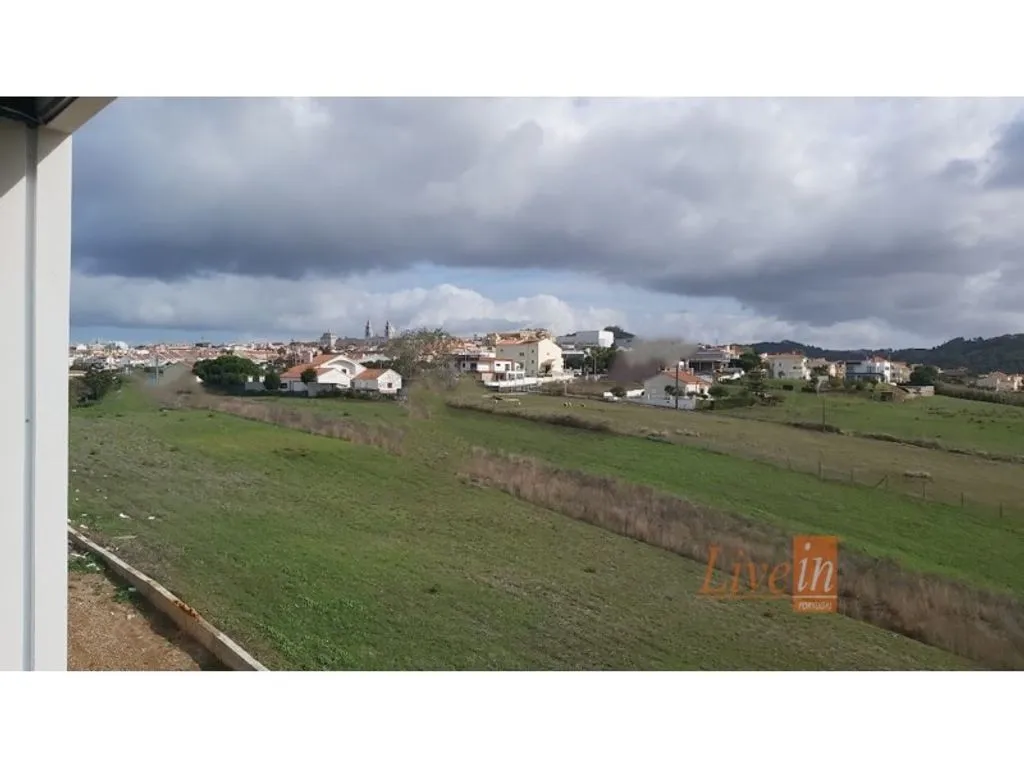 Aed - Modern Detached House with Garden in Mafra