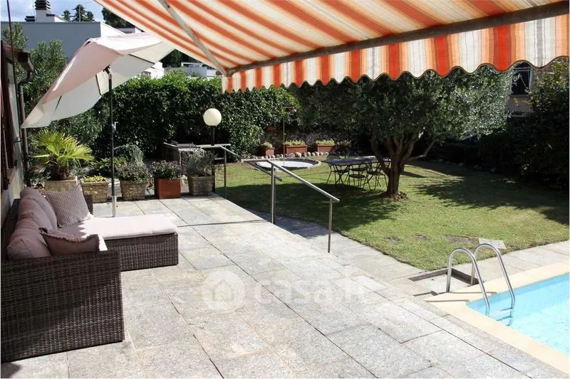 Piscine - Historic Villa with Private Pool in Pallanza