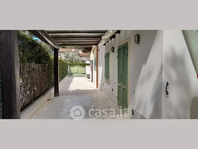 Terrass - Villa with Beach Access in Forte dei Marmi