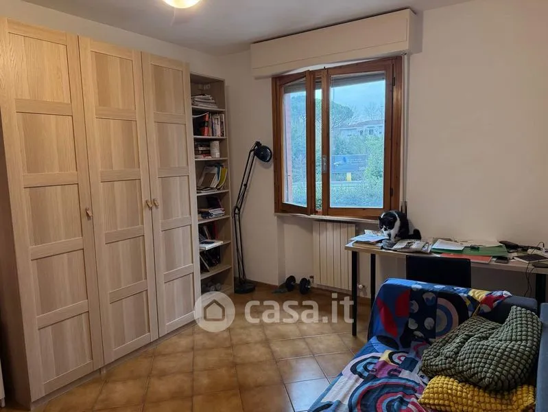 Chambres - Spacious 5-Room Apartment with Balcony in Pisa