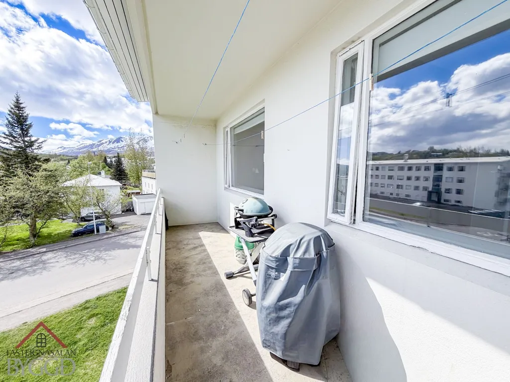 Rõdu - Apartment with South Balcony in Akureyri