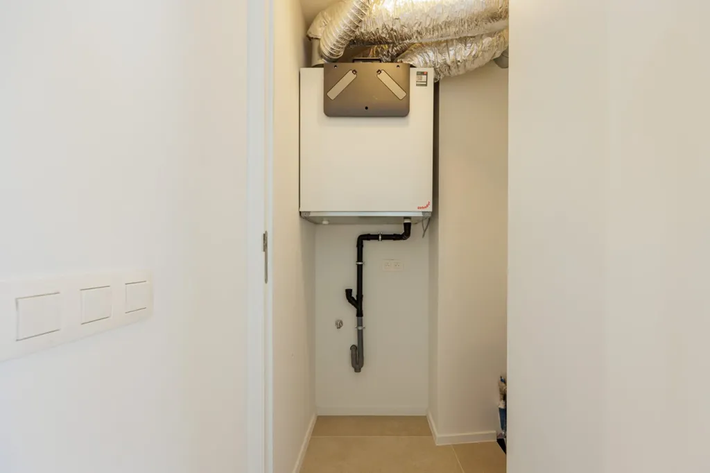 Lavanderia - Modern Apartment with Rooftop Terrace in Antwerp