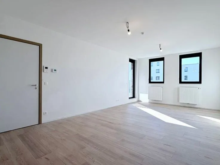Pièces - Appartement à Jambes, Proche de la Rue Julie Dessy