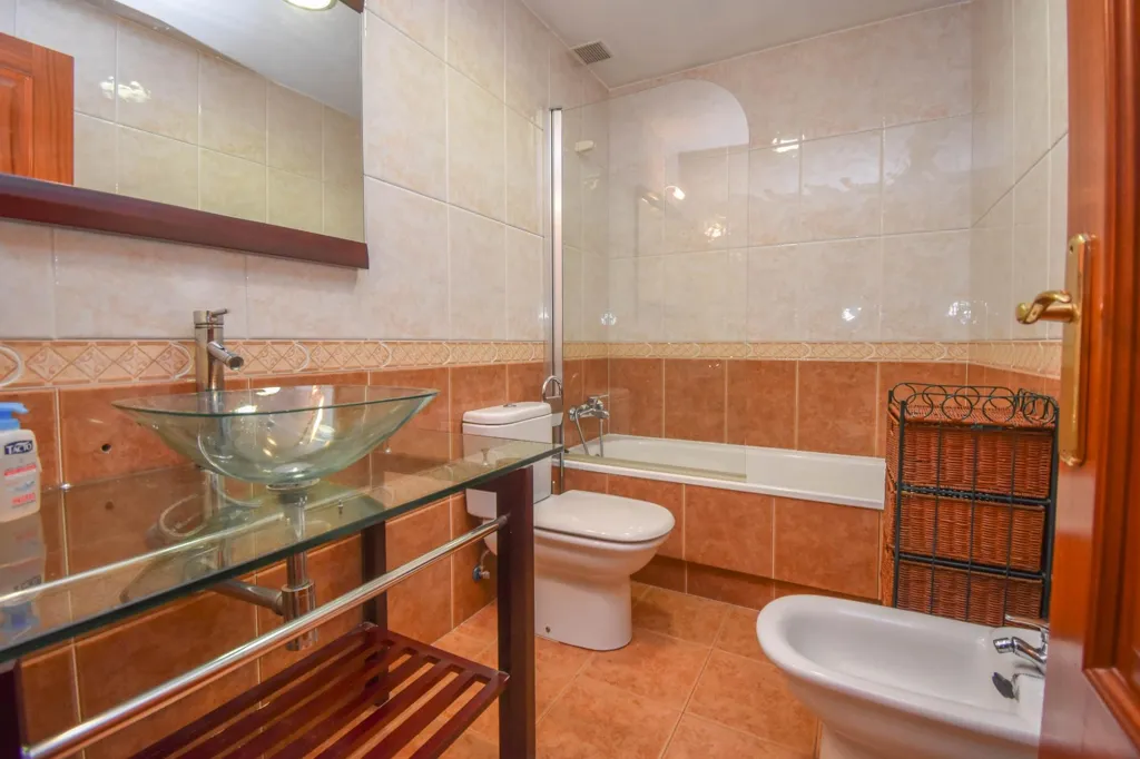 Salles de bain - Letting Flat with Terrace in O Burgo Centre