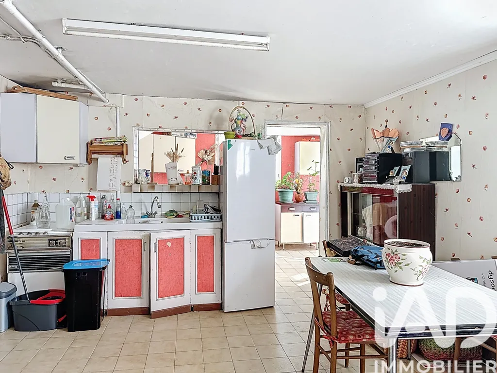 Cuisine - Pavillon avec Sous-sol à Le Tallud, France