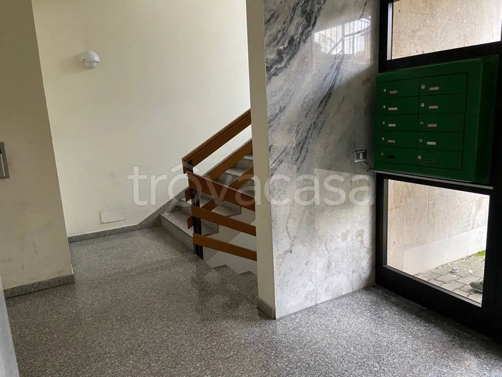 hallway_entrance