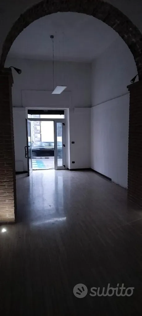 1-toaline ärihoone asukohas IT