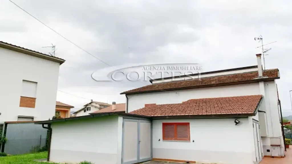 Extérieur - Detached Villa with Garden in San Giustino