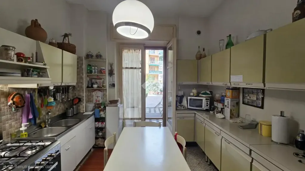 Cuisine - Spacious Apartment with Terrace in Salerno