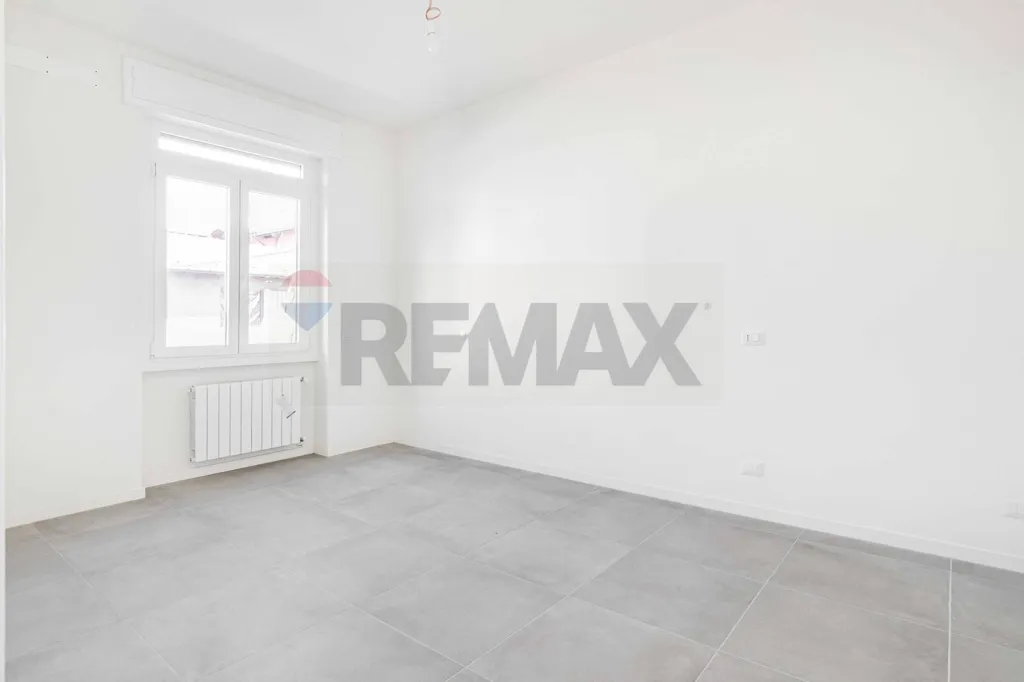 Pièces - Modernised Two-Bedroom Apartment in Arsago Seprio