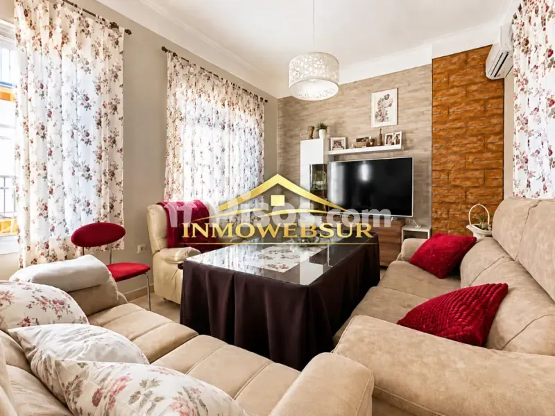 Soggiorno - Spacious Flat with Balcony and Terrace in Lepe