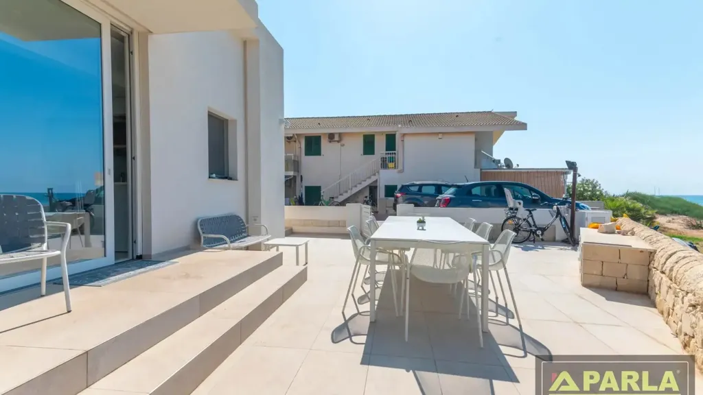 Terrasse - Villa with Beach Access in Marina di Ragusa