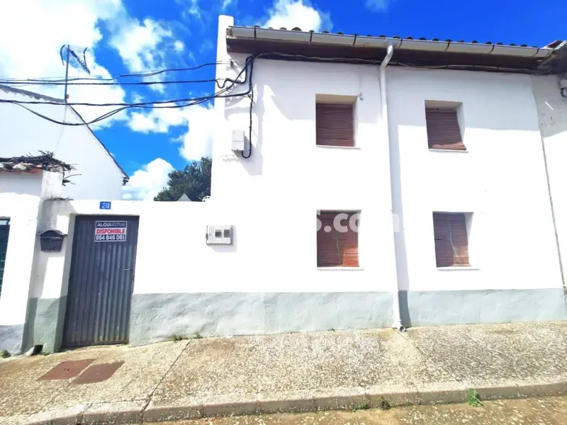Maison 2 chambres à ES
