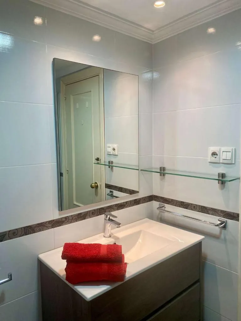 Bagni - Apartment with Beachfront in Fuengirola