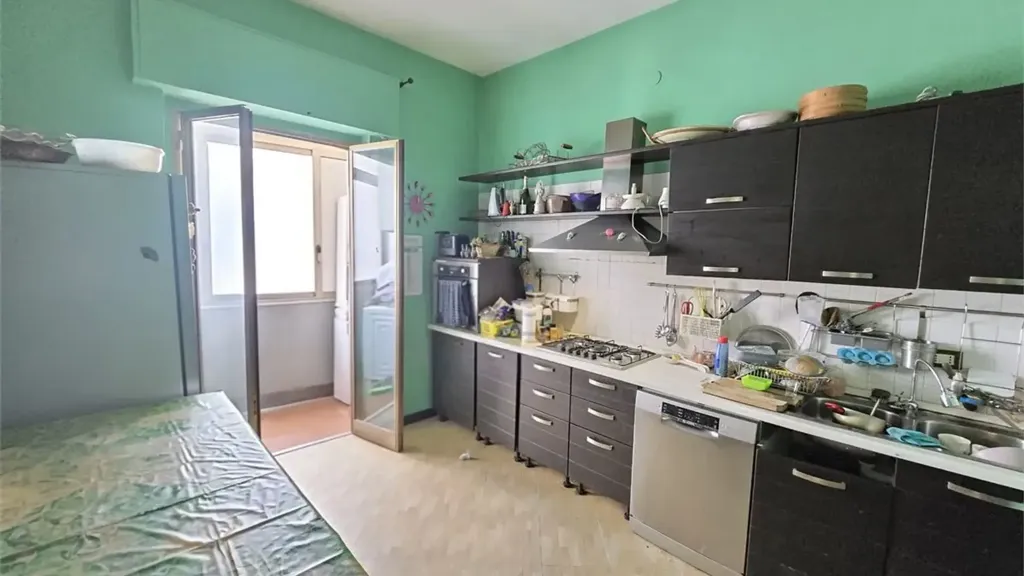 Cuisine - Spacious Apartment with Terrace in Palermo