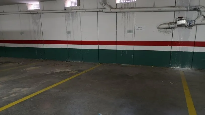 Garage - Parking Space in Cadrete, Zaragoza