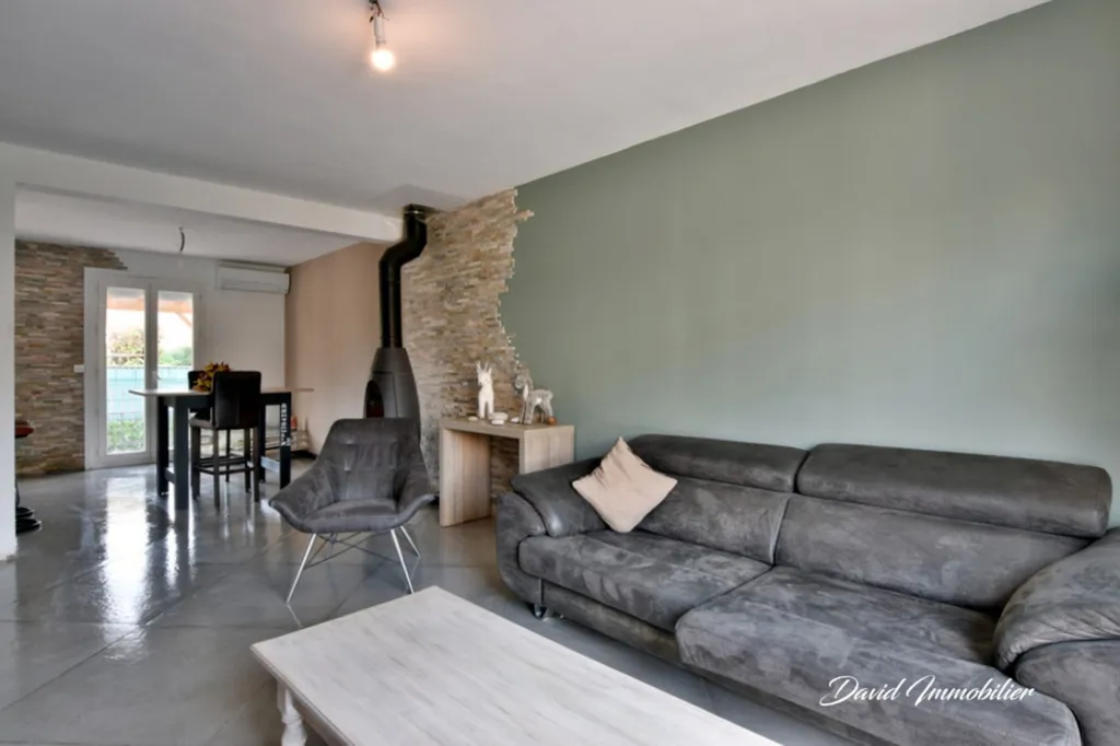Séjour - Villa au Calme avec Terrasse à Toulouges