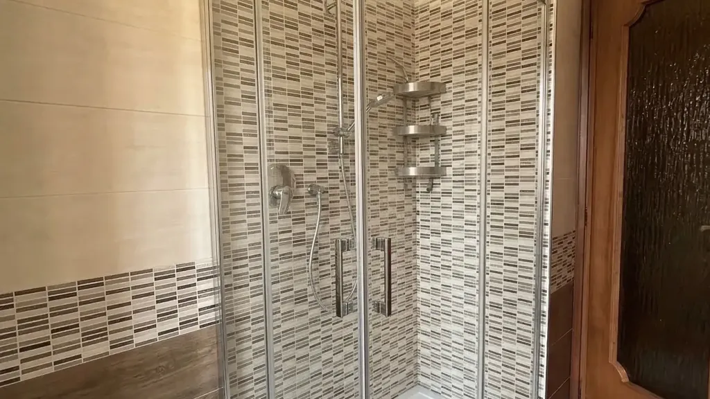 Bathrooms - Four-Room Apartment with Balconies in Moncalieri